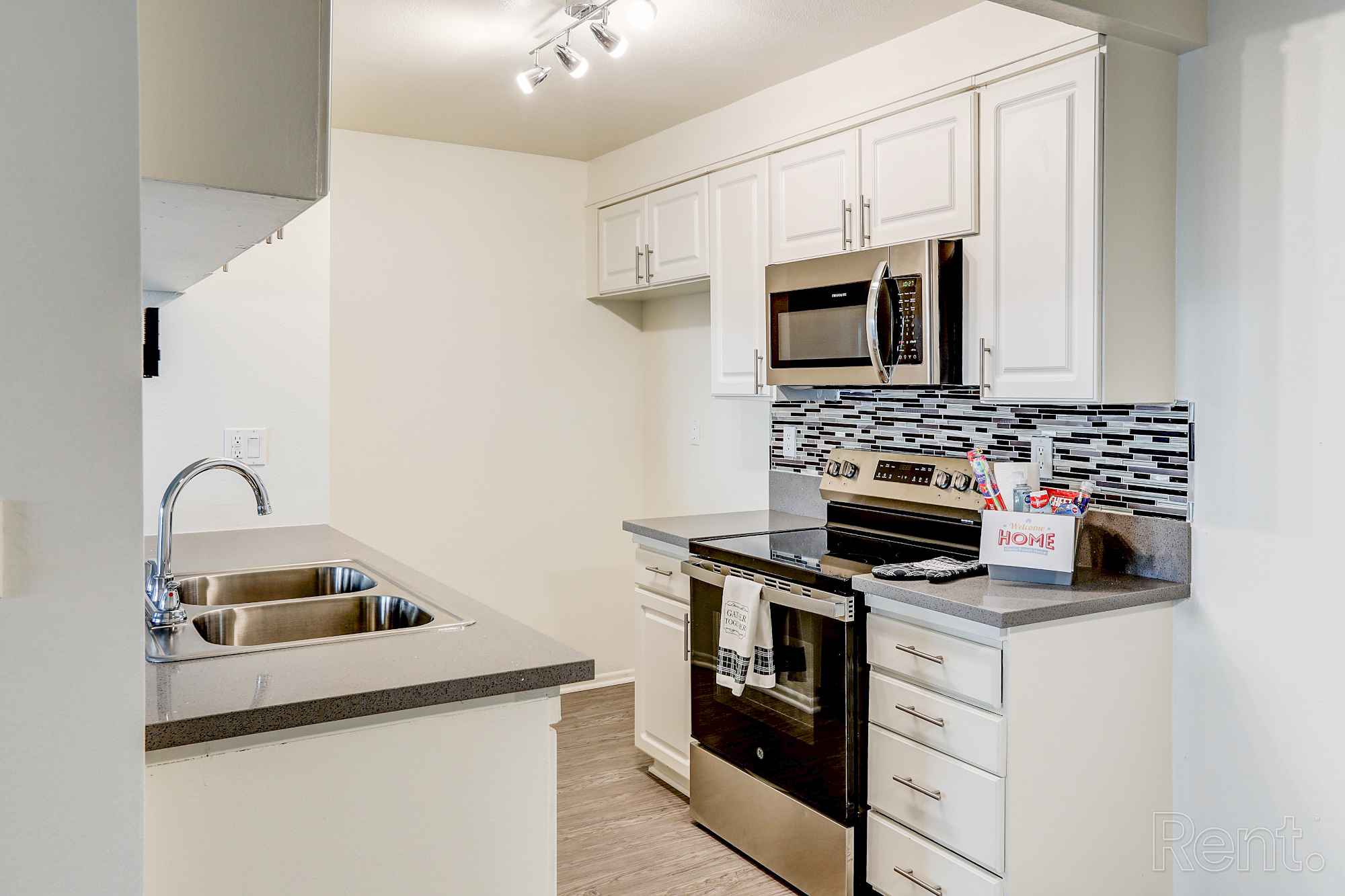 kitchen floorplan j at Chateau de Ville